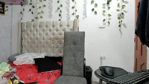 Snapshot of marycurvy chatting on June 4, 2026, 8:26 pm Marycurvy online show from June 4, 2026, 8:26 pm