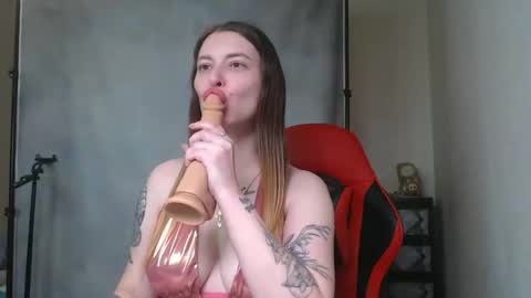 Snapshot of maryh0tlove chatting on November 19, 2025, 3:12 pm maryh0tlove online show from November 19, 2025, 3:12 pm