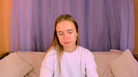 Snapshot of marylee_21 chatting on November 27, 2025, 7:21 am Mari online show from November 27, 2025, 7:21 am