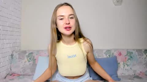 Mari online show from January 6, 2026, 7:12 am