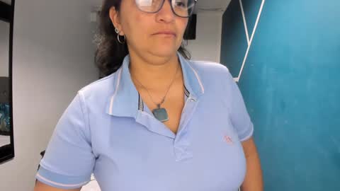 Snapshot of marylinmilf chatting on December 27, 2024, 1:53 am Marylin online show from December 27, 2024, 1:53 am