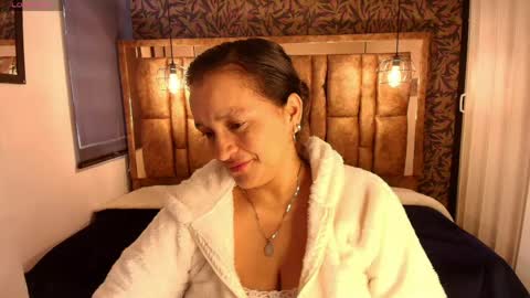 Marylin online show from April 20, 2026, 7:48 pm