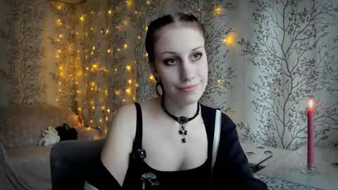 Snapshot of marylou_ chatting on October 30, 2025, 7:54 am Mary Lou online show from October 30, 2025, 7:54 am