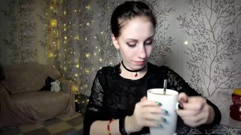 Snapshot of marylou_ chatting on November 26, 2025, 11:44 am Mary Lou online show from November 26, 2025, 11:44 am