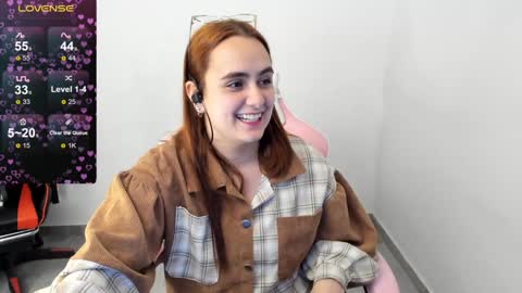 Dulce Maria online show from January 4, 2025, 1:31 am