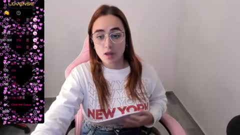 Dulce Maria online show from March 7, 2025, 2:04 am