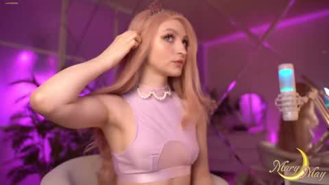 Snapshot of marylunamay chatting on January 24, 2025, 10:08 pm Mary online show from January 24, 2025, 10:08 pm