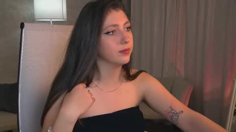 Mary Miller online show from September 18, 2025, 9:33 am