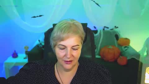 Snapshot of marymogan chatting on October 20, 2025, 4:02 am marymogan online show from October 20, 2025, 4:02 am