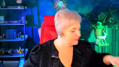 Snapshot of marymogan chatting on November 25, 2025, 5:18 am marymogan online show from November 25, 2025, 5:18 am