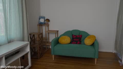 Snapshot of marymoody chatting on October 4, 2025, 11:58 pm Mary Moody online show from October 4, 2025, 11:58 pm