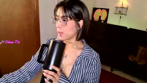 Snapshot of maryybellax chatting on July 6, 2026, 12:51 am maryybellax online show from July 6, 2026, 12:51 am