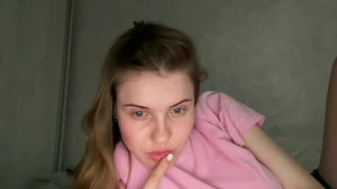 MaryYourr online show from June 30, 2026, 5:25 pm
