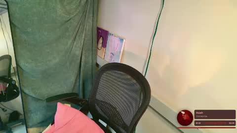 Snapshot of marziparaiso chatting on May 27, 2026, 10:40 pm Marzi online show from May 27, 2026, 10:40 pm