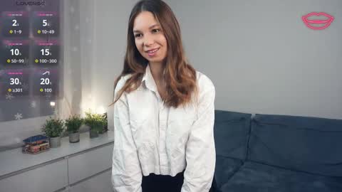 Sunny online show from December 19, 2025, 7:21 pm