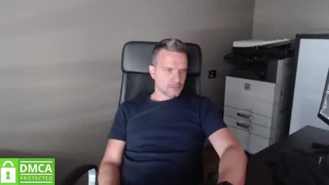 Snapshot of maschiodavide89 chatting on July 17, 2026, 9:27 am David online show from July 17, 2026, 9:27 am
