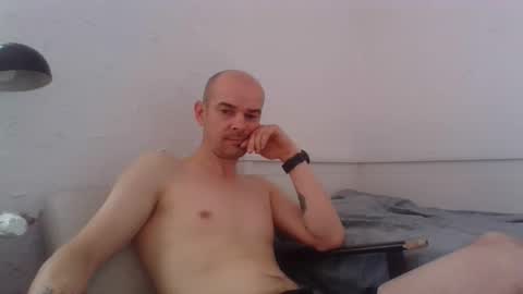Snapshot of maserstti chatting on May 6, 2026, 6:19 am maserstti online show from May 6, 2026, 6:19 am