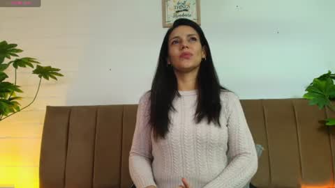 Snapshot of mashapink chatting on June 18, 2026, 12:42 pm MashaPink online show from June 18, 2026, 12:42 pm