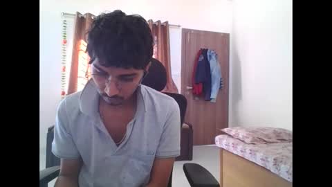 Snapshot of maskboyz2003 chatting on February 25, 2025, 3:42 am maskboyz2003 online show from February 25, 2025, 3:42 am