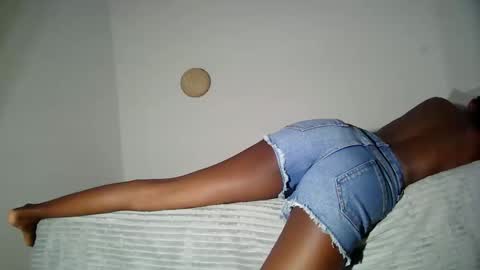 masked_shy_girl online show from April 26, 2026, 2:15 pm