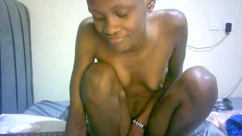 Snapshot of maskgang001 chatting on September 13, 2025, 3:06 am maskgang001 online show from September 13, 2025, 3:06 am