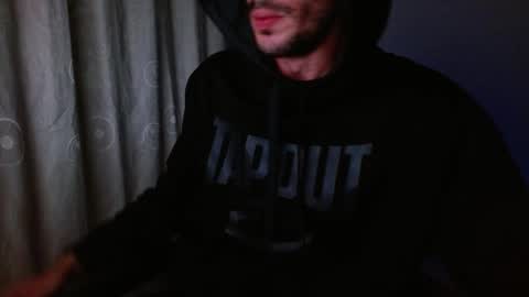 Snapshot of maskguy23 chatting on November 6, 2025, 2:34 am maskguy23 online show from November 6, 2025, 2:34 am