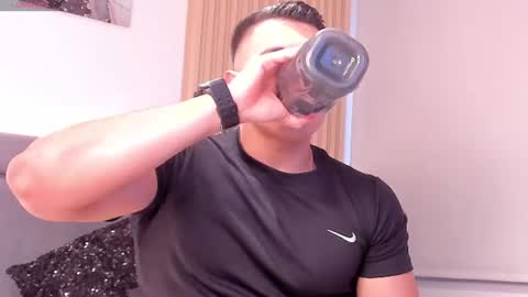 Snapshot of mason_bennet chatting on July 11, 2026, 8:11 pm Mason Bennet online show from July 11, 2026, 8:11 pm