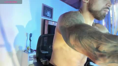 Snapshot of mason_fit chatting on November 4, 2025, 9:03 pm Mason Andre online show from November 4, 2025, 9:03 pm