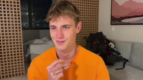 Snapshot of mason_gallagher chatting on September 26, 2025, 11:42 pm Mason online show from September 26, 2025, 11:42 pm