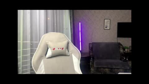 masonsilver_ online show from June 3, 2026, 11:57 am