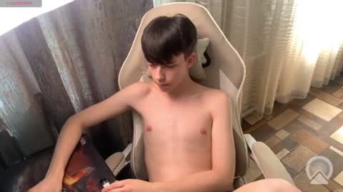masonsilver_ online show from August 4, 2026, 6:27 am