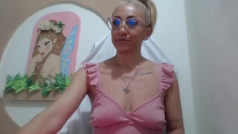 Snapshot of massielferretis chatting on May 31, 2026, 11:50 pm massiel ferreti online show from May 31, 2026, 11:50 pm