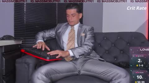 I am Massimo online show from November 19, 2025, 1:00 pm