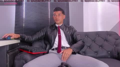 I am Massimo online show from April 24, 2026, 3:25 pm