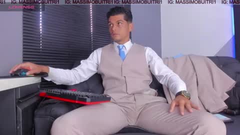 Snapshot of massimo_g chatting on June 17, 2026, 1:12 pm I am Massimo online show from June 17, 2026, 1:12 pm