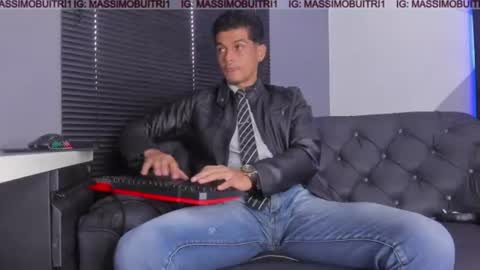 Snapshot of massimo_g chatting on June 24, 2026, 12:26 pm I am Massimo online show from June 24, 2026, 12:26 pm