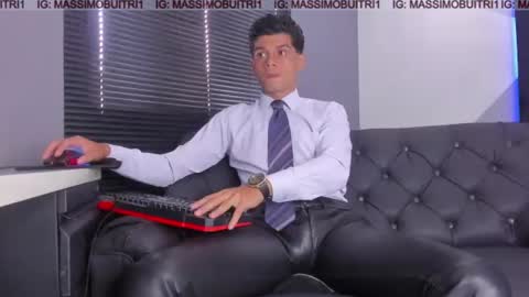 Snapshot of massimo_g chatting on June 26, 2026, 2:21 pm I am Massimo online show from June 26, 2026, 2:21 pm