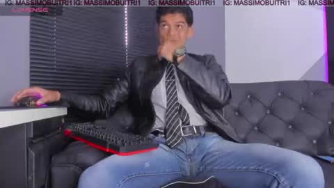 Snapshot of massimo_g chatting on July 29, 2026, 12:47 pm I am Massimo online show from July 29, 2026, 12:47 pm
