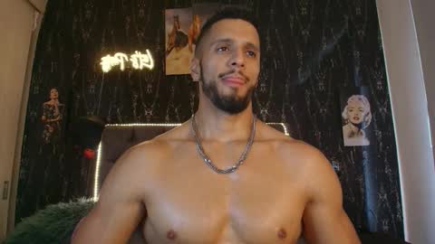 massimo_greco2 online show from February 9, 2026, 10:14 pm