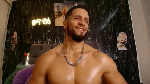 massimo_greco2 online show from March 17, 2026, 9:18 pm