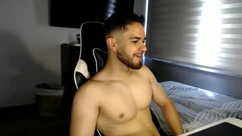 Snapshot of massimo_santino chatting on June 19, 2026, 3:27 pm Massimo Santino online show from June 19, 2026, 3:27 pm
