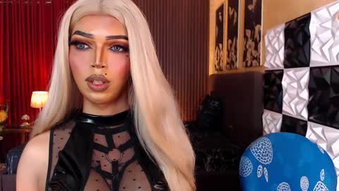 Snapshot of massivecocktrans chatting on March 13, 2026, 6:09 am massivecocktrans online show from March 13, 2026, 6:09 am