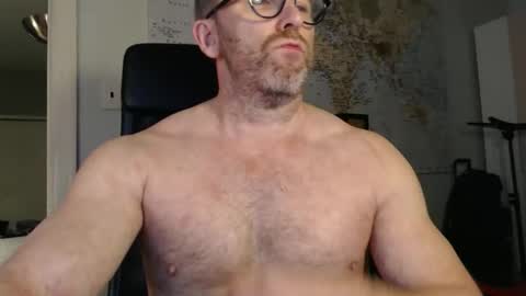 Snapshot of master8daddy69 chatting on May 12, 2026, 2:52 am master8daddy69 online show from May 12, 2026, 2:52 am