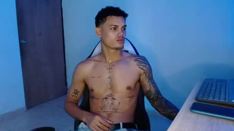 master_black777 online show from April 25, 2026, 1:25 pm