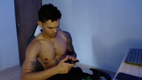 master_black777 online show from May 1, 2026, 12:21 pm