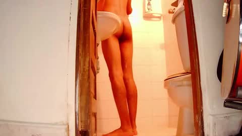 Snapshot of master_cospi96 chatting on January 3, 2025, 11:44 pm Master Cospi online show from January 3, 2025, 11:44 pm