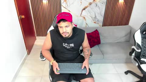 Snapshot of master_javi chatting on September 26, 2025, 6:28 am master_javi online show from September 26, 2025, 6:28 am