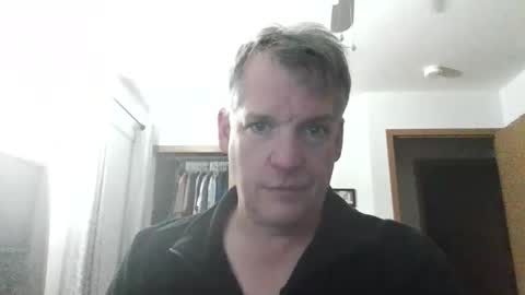 Snapshot of master_thorn chatting on November 28, 2025, 5:21 am Master Thorn online show from November 28, 2025, 5:21 am