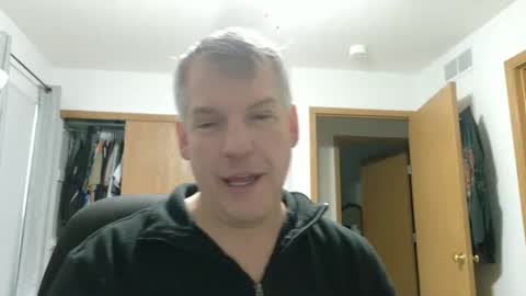 Snapshot of master_thorn chatting on January 8, 2026, 6:43 pm Master Thorn online show from January 8, 2026, 6:43 pm