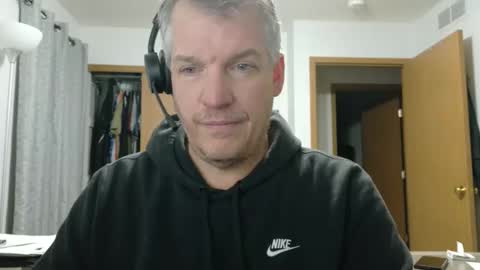 Snapshot of master_thorn chatting on January 18, 2026, 3:43 am Master Thorn online show from January 18, 2026, 3:43 am